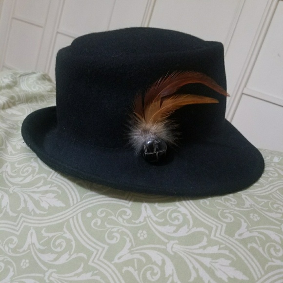 100 percent Wool Hat! Love hats! - Picture 5 of 8